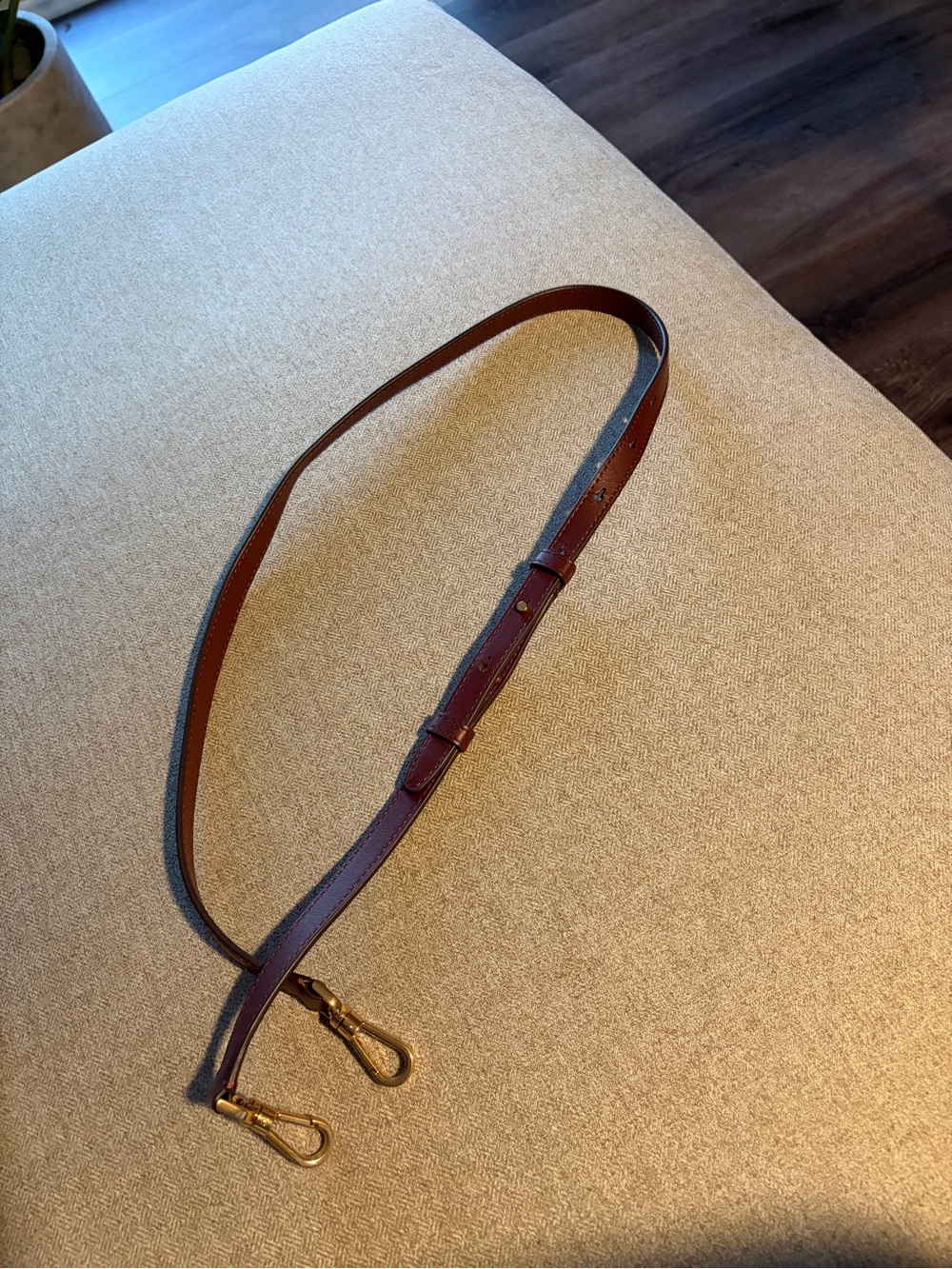 Kate Spade Maroon Bag - Picture 6 of 7